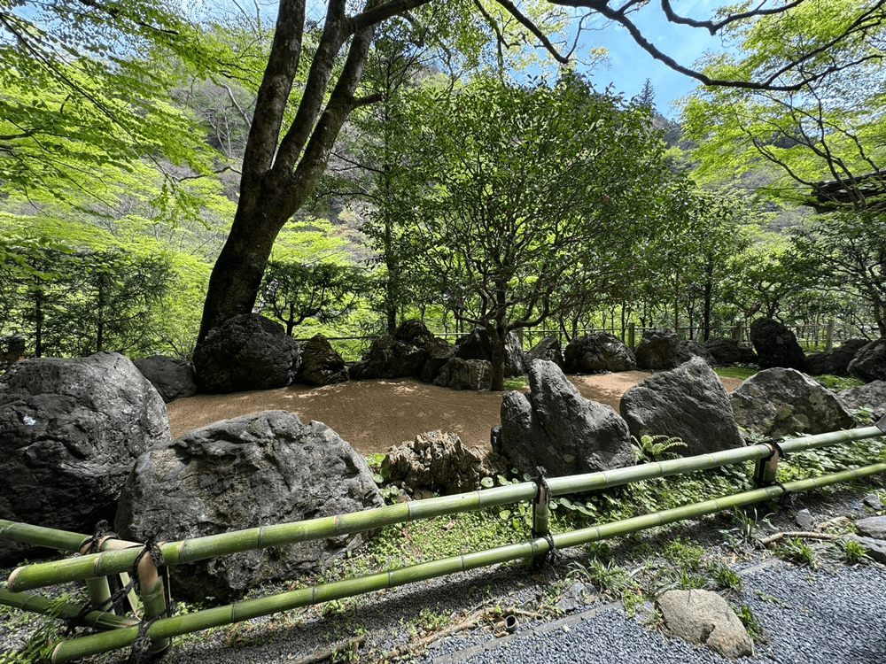 貴船神社本宮　石庭